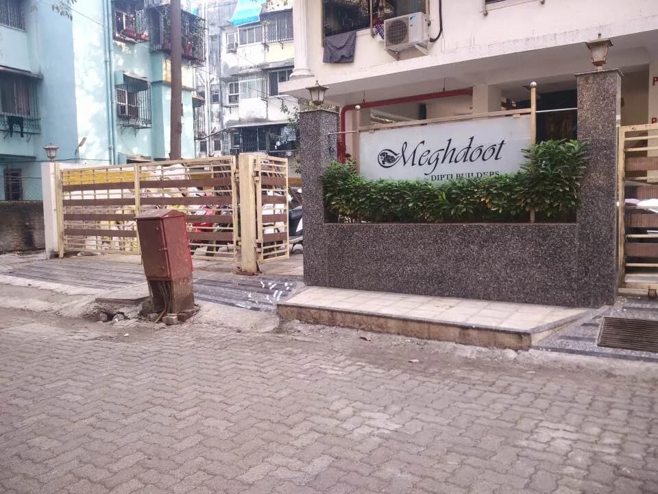 Dipti Meghdoot, Vile Parle East