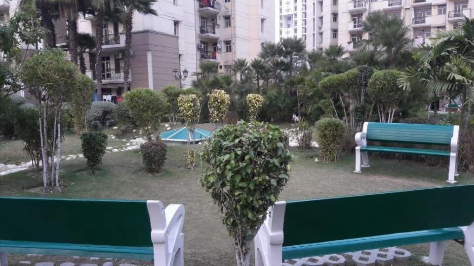 Purvanchal Silver City 2, Sector Pi 2