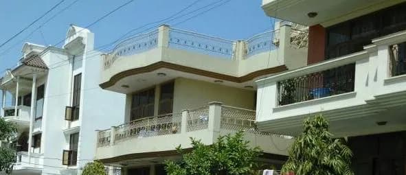 HUDA Flats Part 3, Sector 5