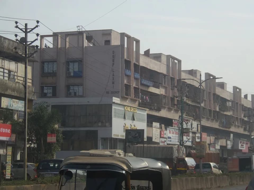 Deep Laxmi Residency, Kalher