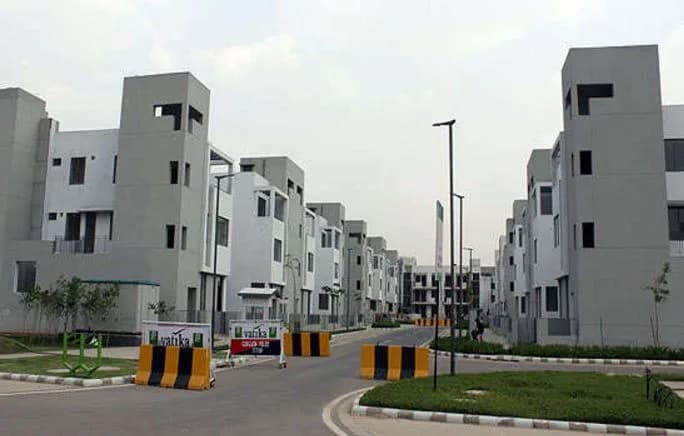 Vatika Independent Floors, Sector 82