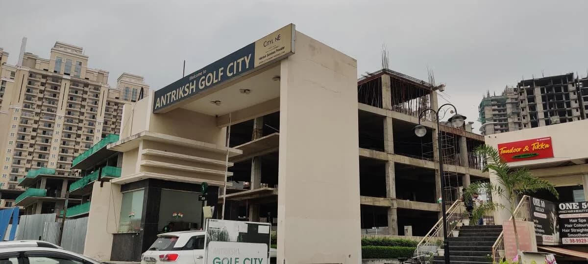 Antriksh Golf City, Sector 150