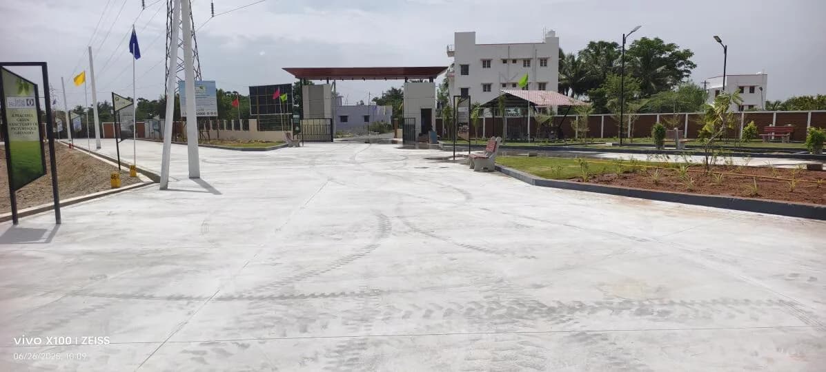 Isha Breeze, Navalurkottapattu
