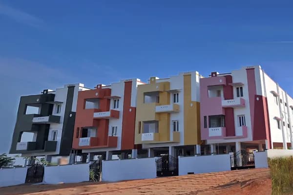 Kaviyan Enclave 1 — Building View