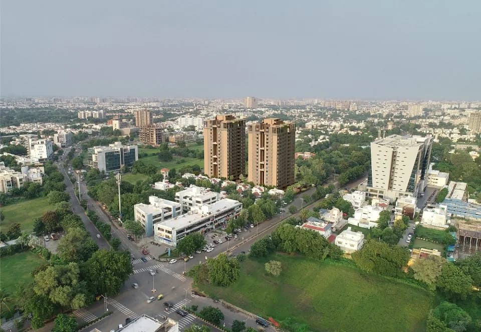 Sharanya Skyvue, Thaltej