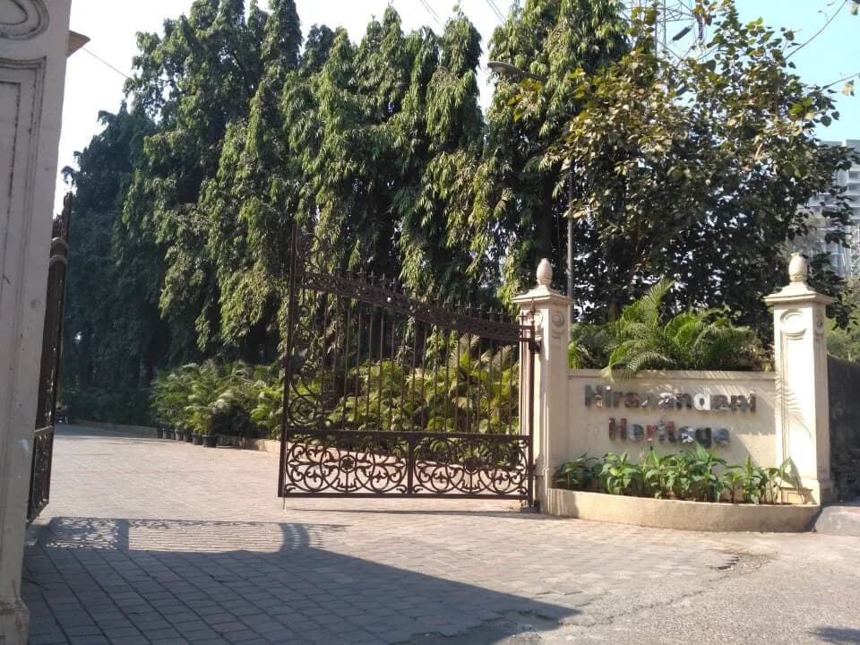 Hiranandani Heritage, Kandivali West
