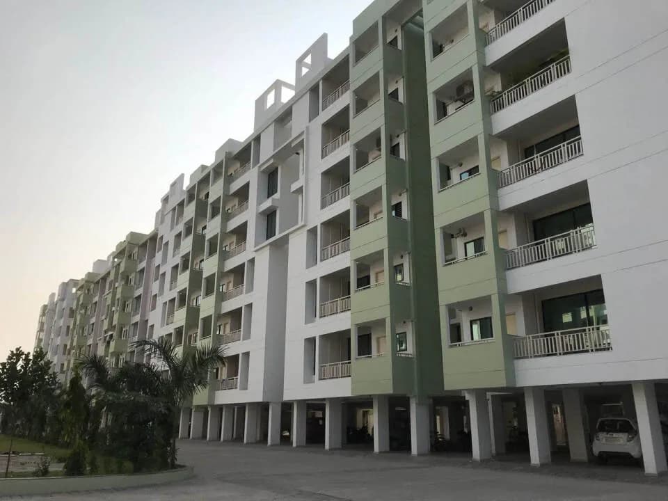 Nirupam Royal Palms, Hoshangabad Road