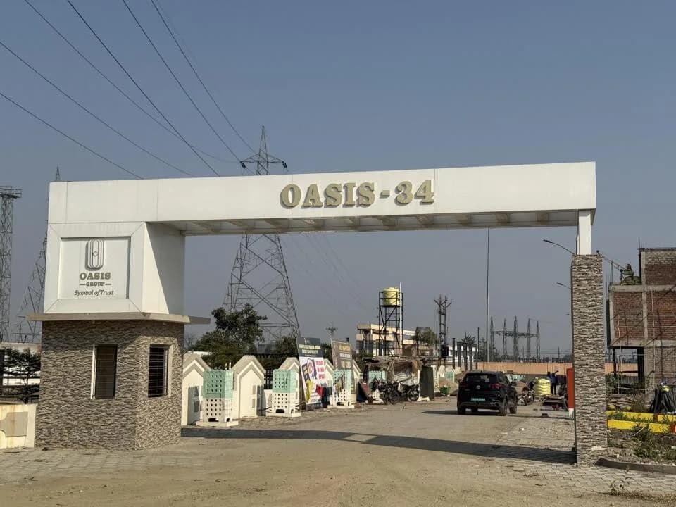 Oasis 34, Mihan