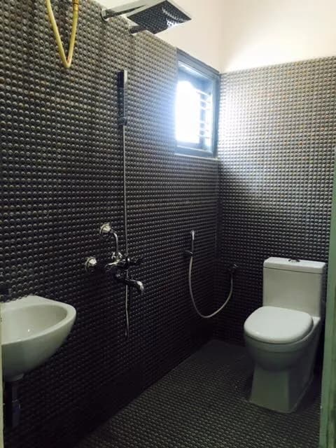 Diamond Wall Lotus Villas — Sample Toilet