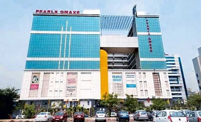 Pearls Omaxe, Shakurpur