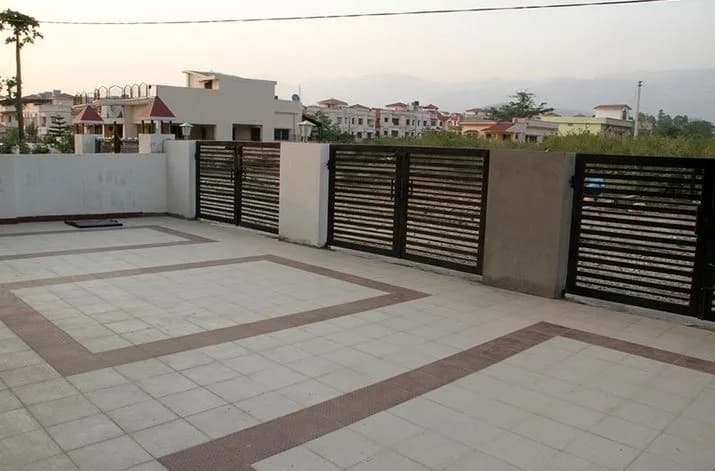 Acon Floors 4 — Entrance
