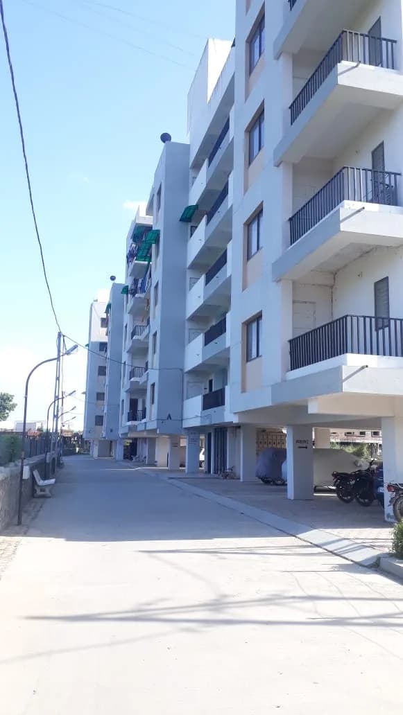 Sneh Residency, Atladra