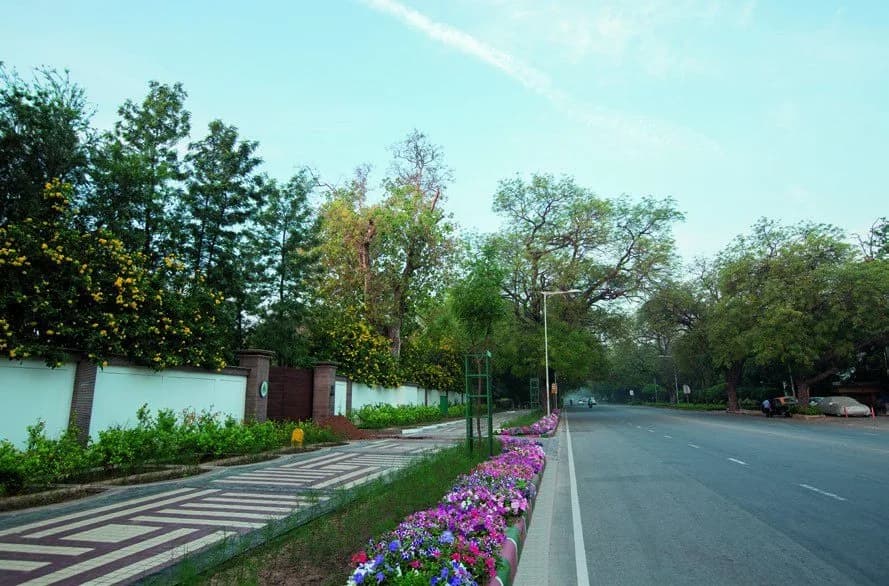 Vatika One Express City — Vatika One Express City Amenity 1