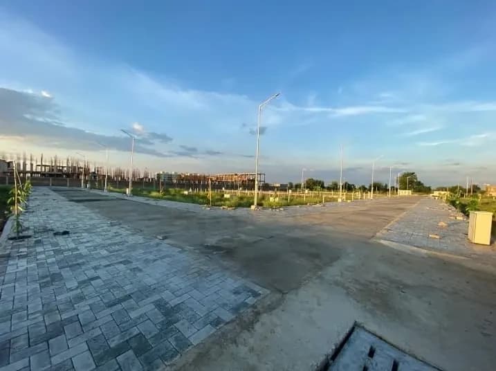 Mauli Nagar 04, Besa
