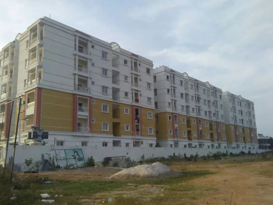 Giridhari Ishta, Abhyudaya Nagar