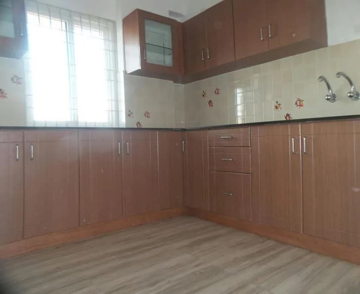 Zonah Noble Apartments — Kitchen
