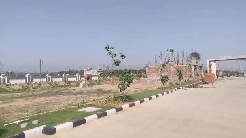 Sigma Industrial Park, Sector 9