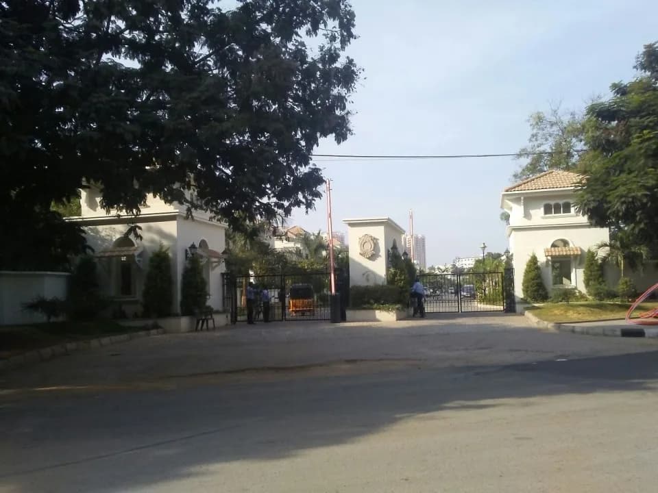 Sri Aditya Royal Palm, Samata Colony