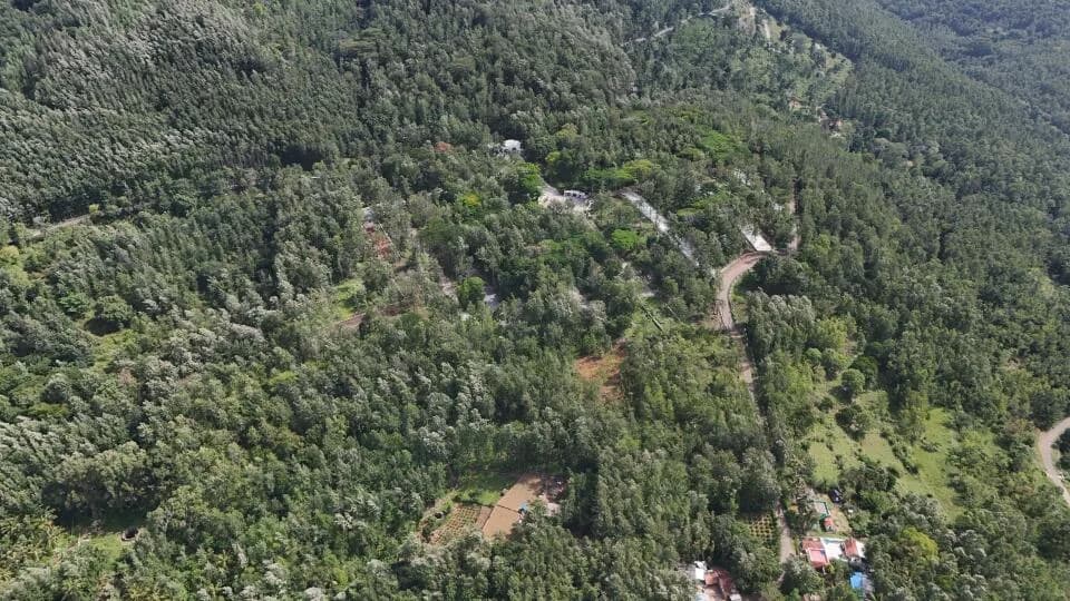 Jananis Cloude County, Yercaud