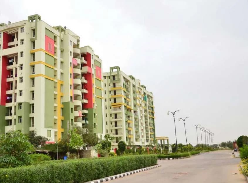 Gurushikhar Apartments, Ajairajpura
