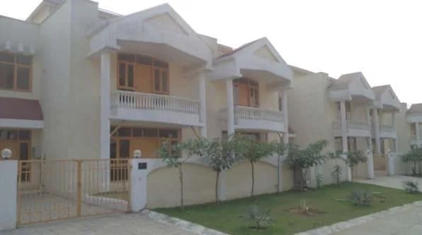 Piyush Villa, Alwar Bypass Road