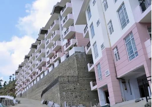Sandwoods Windsor Suites, Kamyana Bharari Road