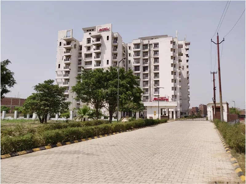 Parsvnath Sterling, Neelmani Colony