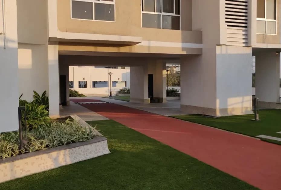 Aspen Garden, Goregaon East