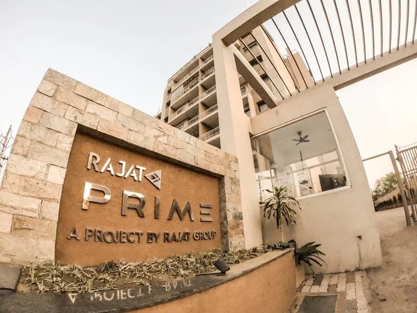 Rajat Prime, Amlidih