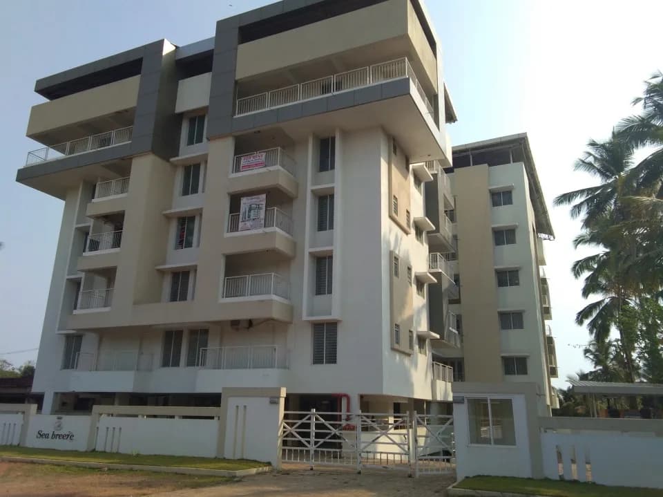 Lancy Sea Breeze, Surathkal