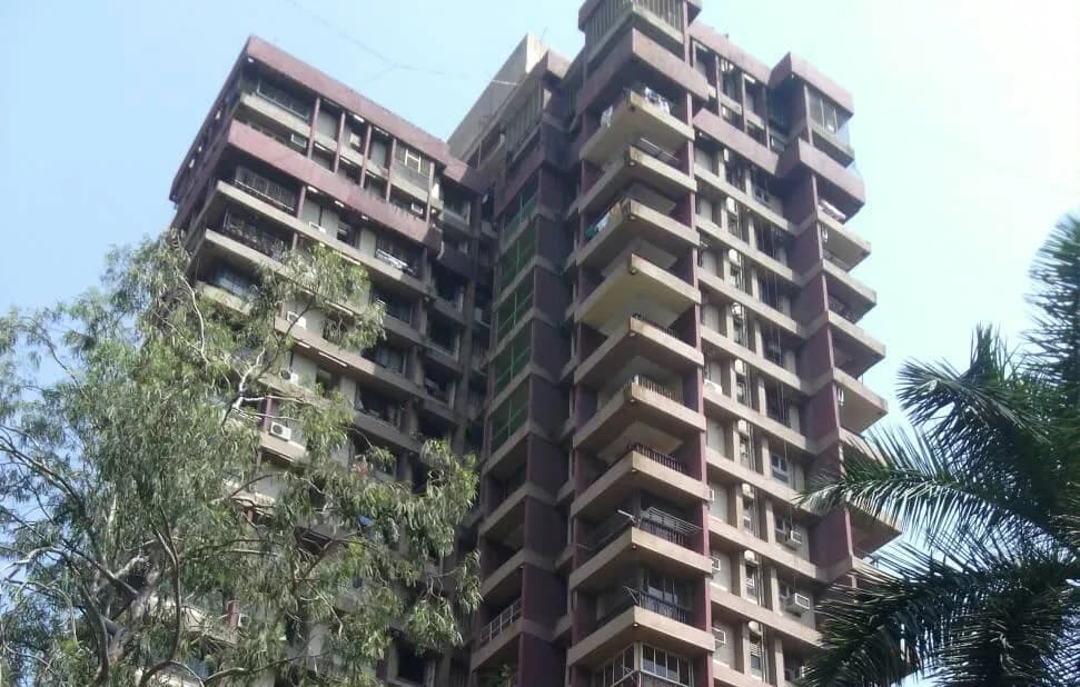 Wallace Apartments, Girgaon