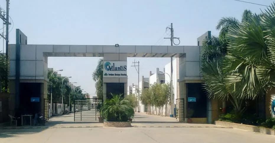 Fortune Soumya Atlantis — Entrance