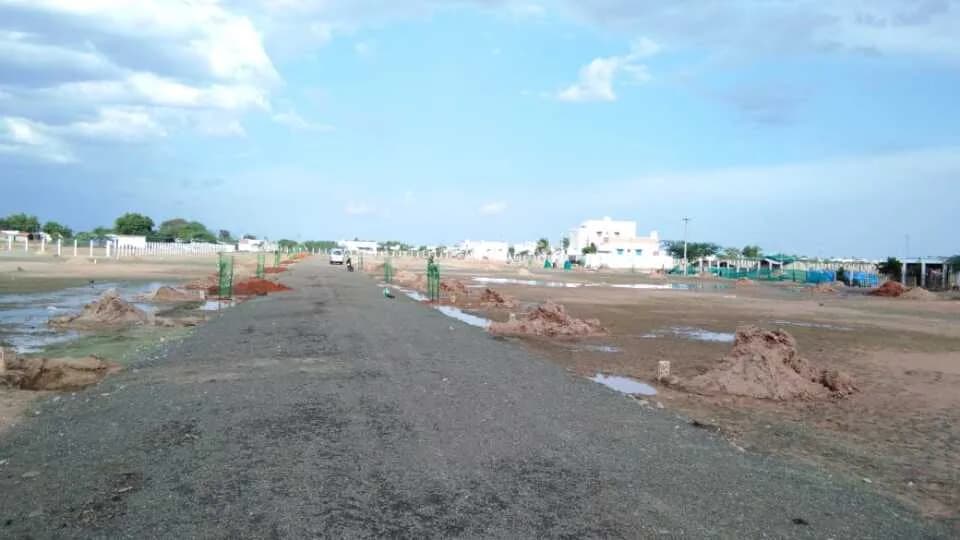 AR Garden Villas and Plots — Internal Road