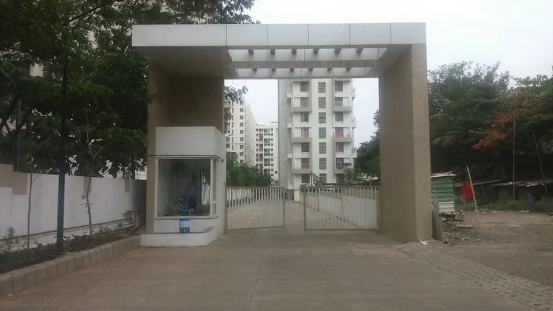 Fifth Avenue, Sai Colony
