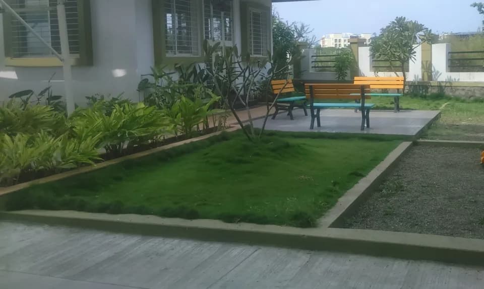 Gund and Pethe Life Square — Sit Out Area