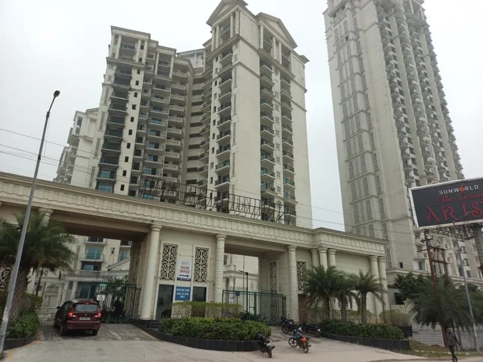 Sunworld Arista, Sector 168