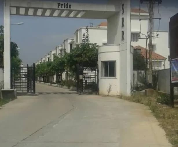 SRR Pride — Entrance