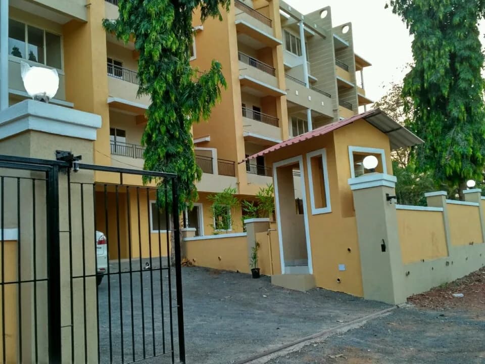Chandra Emerald, Mapusa