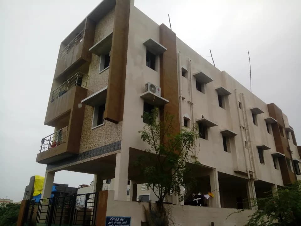 SRS Royal Spring, Gerugambakkam