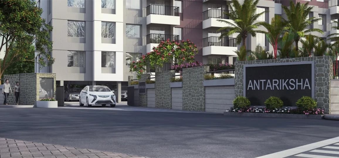 Ravi Mahajan Antariksha Apartment, Kamatwade