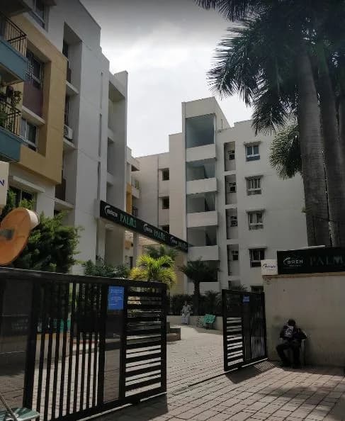 Bren Palms, Kudlu Gate