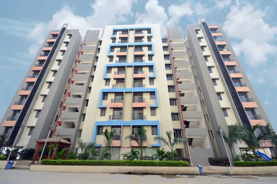 Crystal 2G, Ghanteshwer