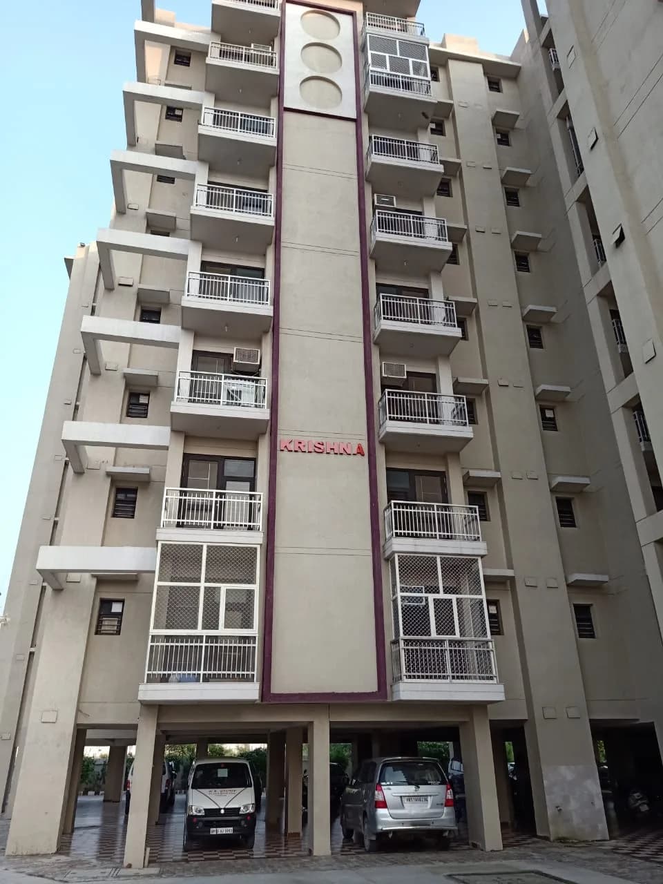 NK Nandani Gowlok Dham, Tahra