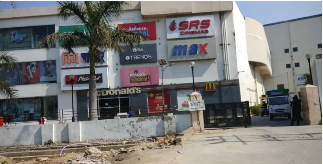 Phoenix United, Mahanagar Colony