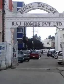 Raj Minal Enclave — Side View