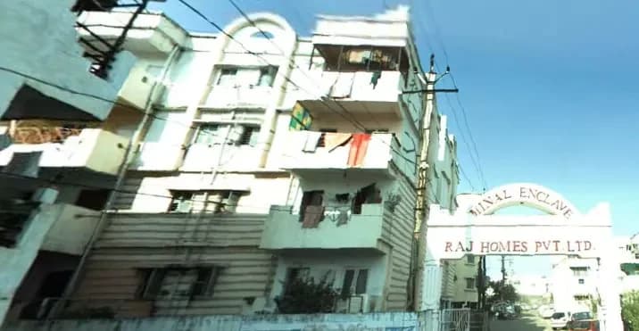 Raj Minal Enclave, Gulmohar Colony