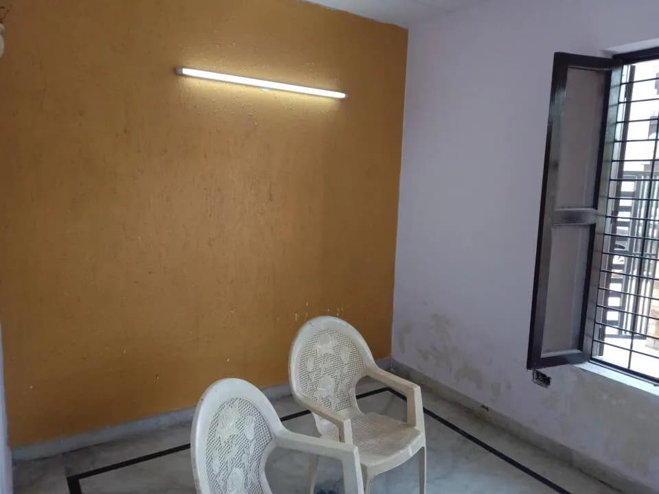 Bansal Floor, Greenfield Colony