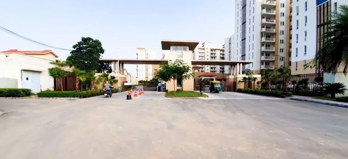Emaar MGF Palm Hills, Sector 77
