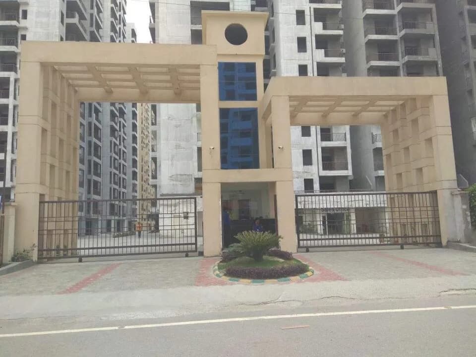 SCC Sapphire, Raj Nagar Extension