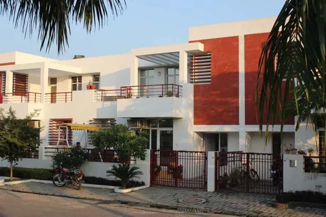 Ansal API Rosewood Villa — Side Elevation